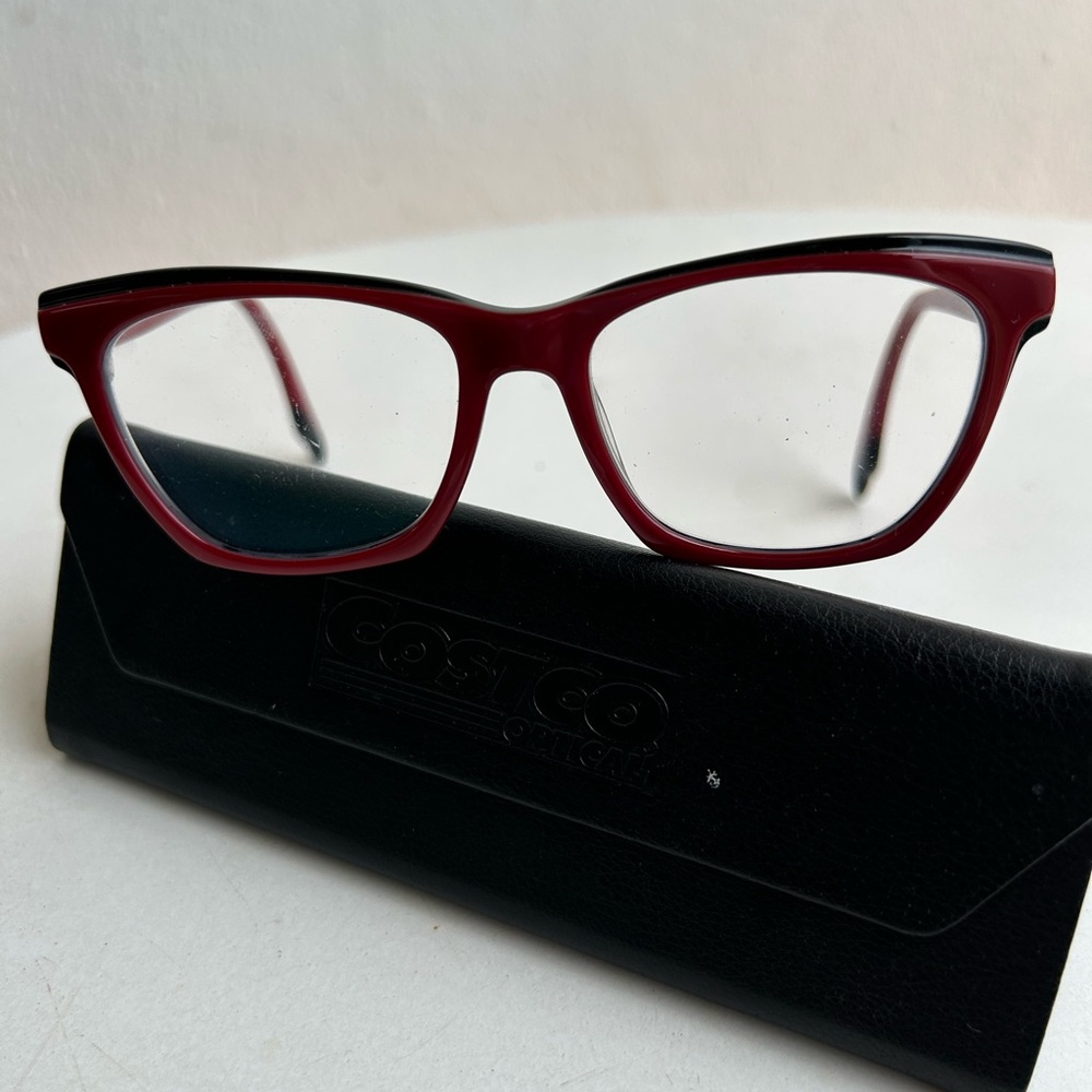Steve Madden Burgundy and Black Eyeglasses